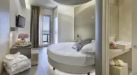 Hotel Boemia Các khách sạn gần Spiaggia 51