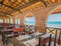 GoldMen Coliseum Beach Hotel Hotels in Beberibe