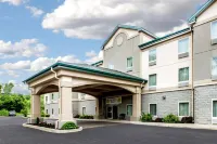 Quality Inn & Suites Fishkill South Near I-84