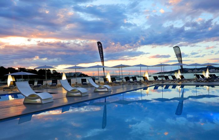 AxelBeach Ibiza Suites Apartments Spa and Beach Club - Adults Only