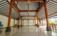 Hotel Butik Cafe & Resto Pesona Osing - Baarit