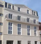 Résidence d'Artagnan Hotels in Chateau-Renard