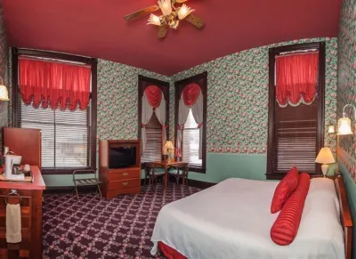 Historic Iron Horse Inn - Deadwood Hotels in Deadwood