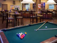 GreenTree Hotel Phoenix West Hotels near Estrella