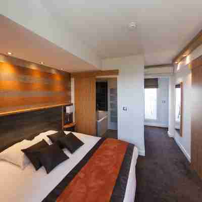 Hôtel Foch Rooms