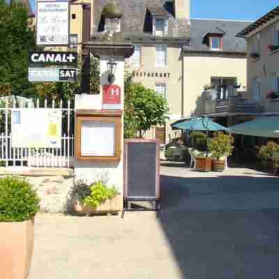 Le Lion d Or Hotel Exterior