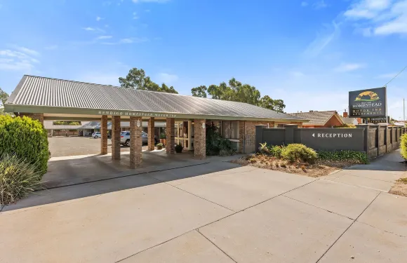 宅基地汽車旅館和公寓