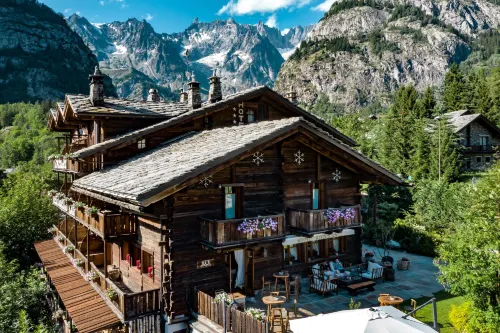 Hotel Chalet Svizzero Hotels in Entreves