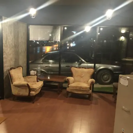 One Beat Vintage & Bistro