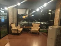 ون بيت فينتيدج آند بيسترو