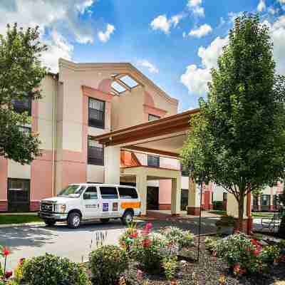 Comfort Suites Near Penn State - State College Hotel Exterior