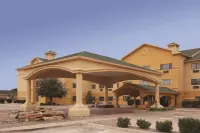 Comfort Suites