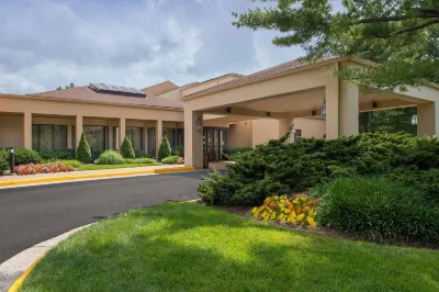 Courtyard Dulles Airport Herndon/Reston فنادق في هيرندون