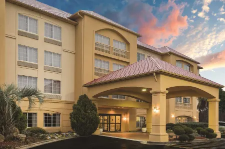 La Quinta Inn & Suites by Wyndham Atlanta Stockbridge