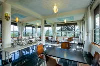 The Crested Crane Bwindi Hotel - Wifi