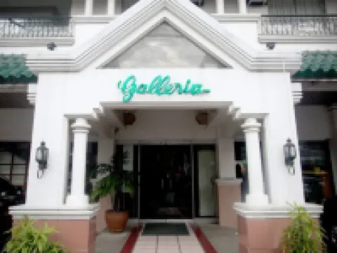 Hotel Galleria ダバオのホテル
