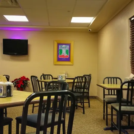 A Riverside Inn Travelodge by Wyndham
