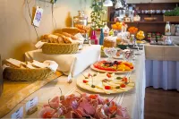 Hotel Bojnický vínny Dom - breakfast