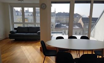 4 Beds and More Vienna Apartments - Contactless Check-IN