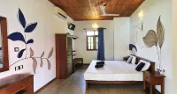 Blue Turtle Hotel Hotels near Tissa Dagaba