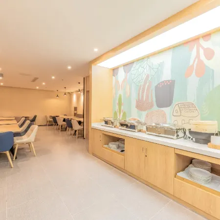 HanTing Hotel (Dingzhou Jungong Road)