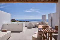 Armony Suites Milos Hotels in der Nähe von Katakomben von Milos