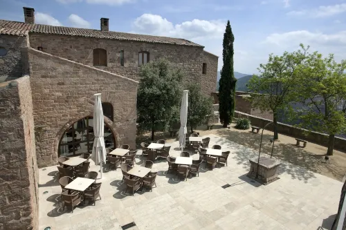 Parador de Cardona Exterior Photos