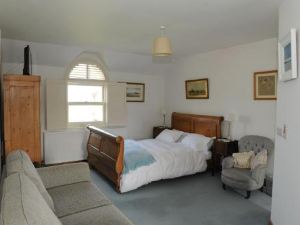 Bay Cottage Bed & Breakfast