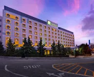 Holiday Inn Athens - Airport Hotels near Koutouki Cave