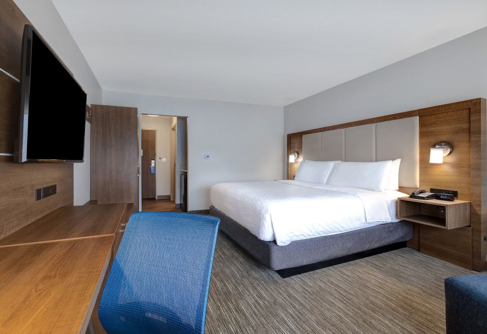 홀리데이 인 익스프레스 & 스위트 디트로이트 디어본, IHG 호텔