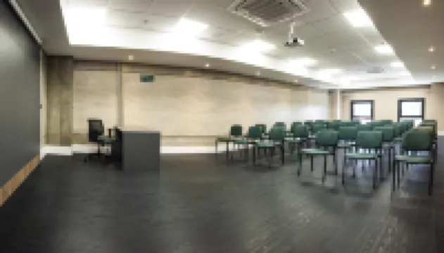 法魯皮爾哈智選假日酒店 法羅皮利亞酒店