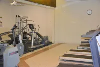 Sunchase Inn & Suites - Fitnessstudio