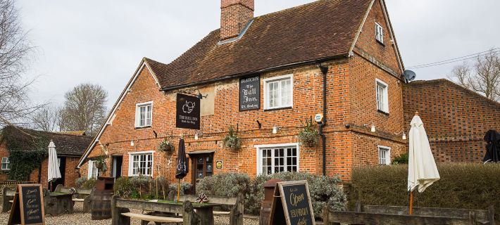 The Bull Inn Pub Hotels in Reading