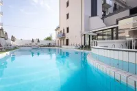 Ferretti Beach Hotel - Lãng mạn