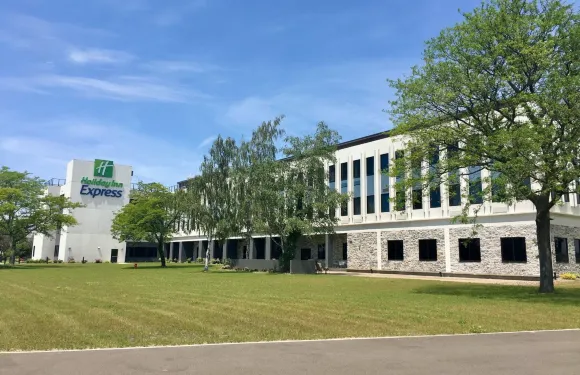 大島 - 尼亞加拉瀑布智選假日酒店