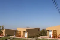 Entre Vinhas & Mar Hotels in Amoreira