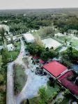 Hadthong Resort Hotels in Sathing Phra