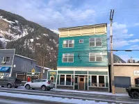 Historic Hotel Bayview - 2-Star