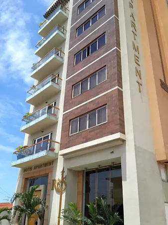 Roots Apartment Hotel Отели рядом с достопримечательностью «TEMP BOOTH F 787/1 (AMERICAN EMBASSY»