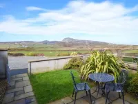 Y Wylan Hotels near Parc Gwledig Morglawdd Caergybi Breakwater Country Park