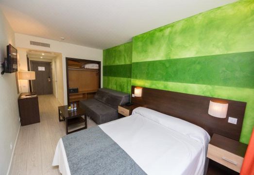 객실 내부 전경