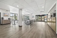 Red Lion Inn & Suites Deschutes River Bend