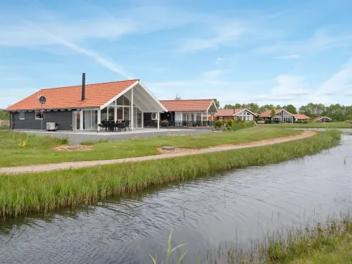 "Domi" - 1.2km from the Sea