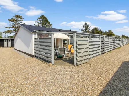 "Genadij" - 1km from the Sea