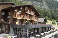 Hotel - Restaurant Waldhaus Hotels in Leuk