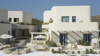 White Pebble Suites Hotels in Milos