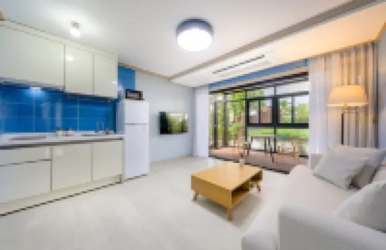 Jeju Aewol Hongsland Pension