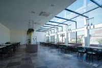 The Amber Hotel - breakfast