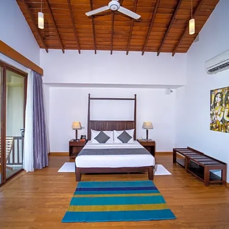 Amaranthe Bay Resort & Spa