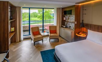 DoubleTree by Hilton Royal Parc Soestduinen